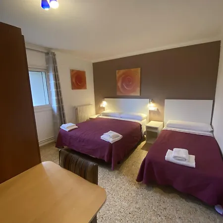 Casa Les Roques Báscara