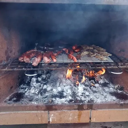 Дом отдыха Casa Les Roques Bascara